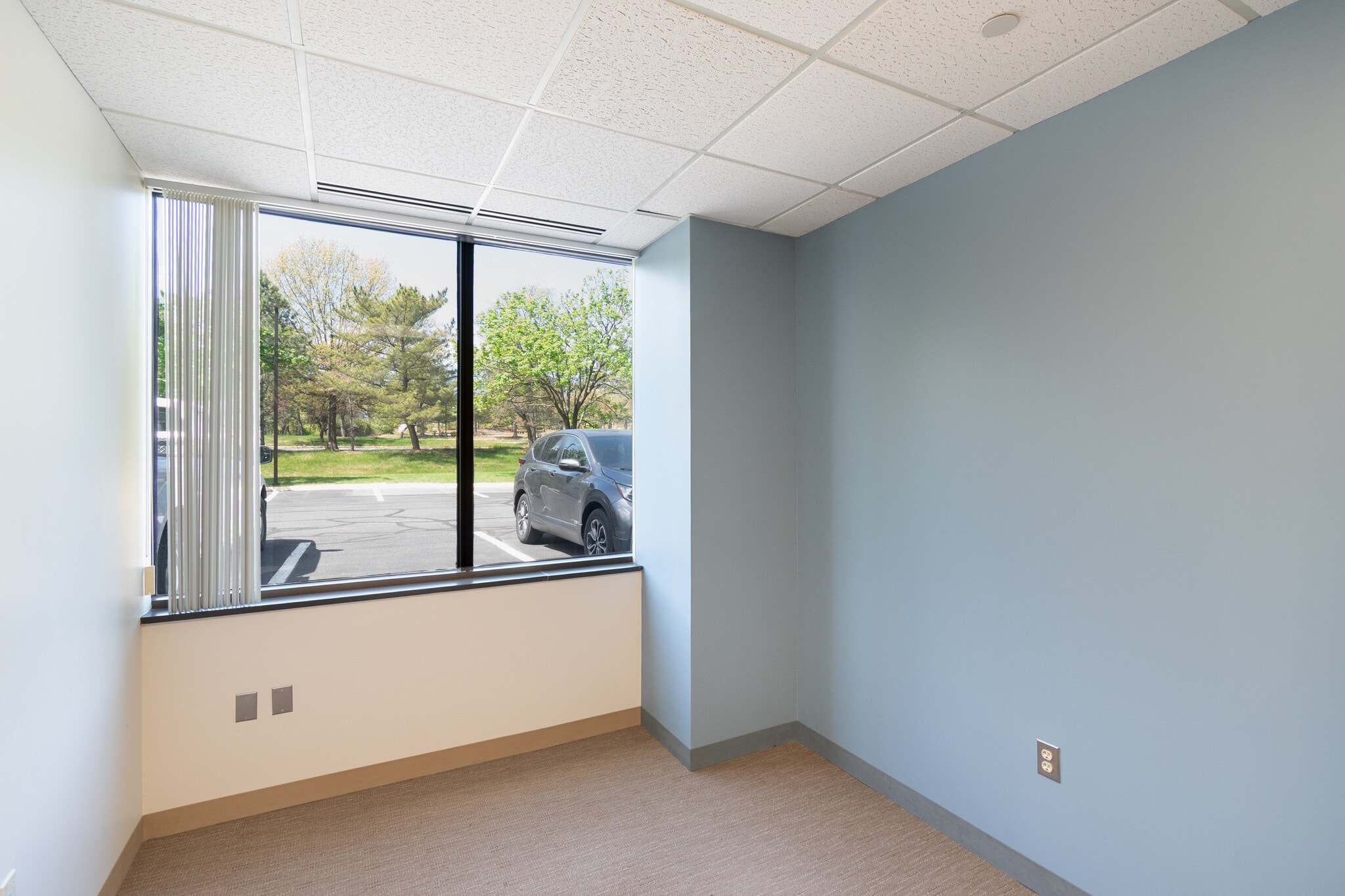 1800 Alexander Bell Dr, Reston, VA à louer Photo intérieure- Image 1 de 5