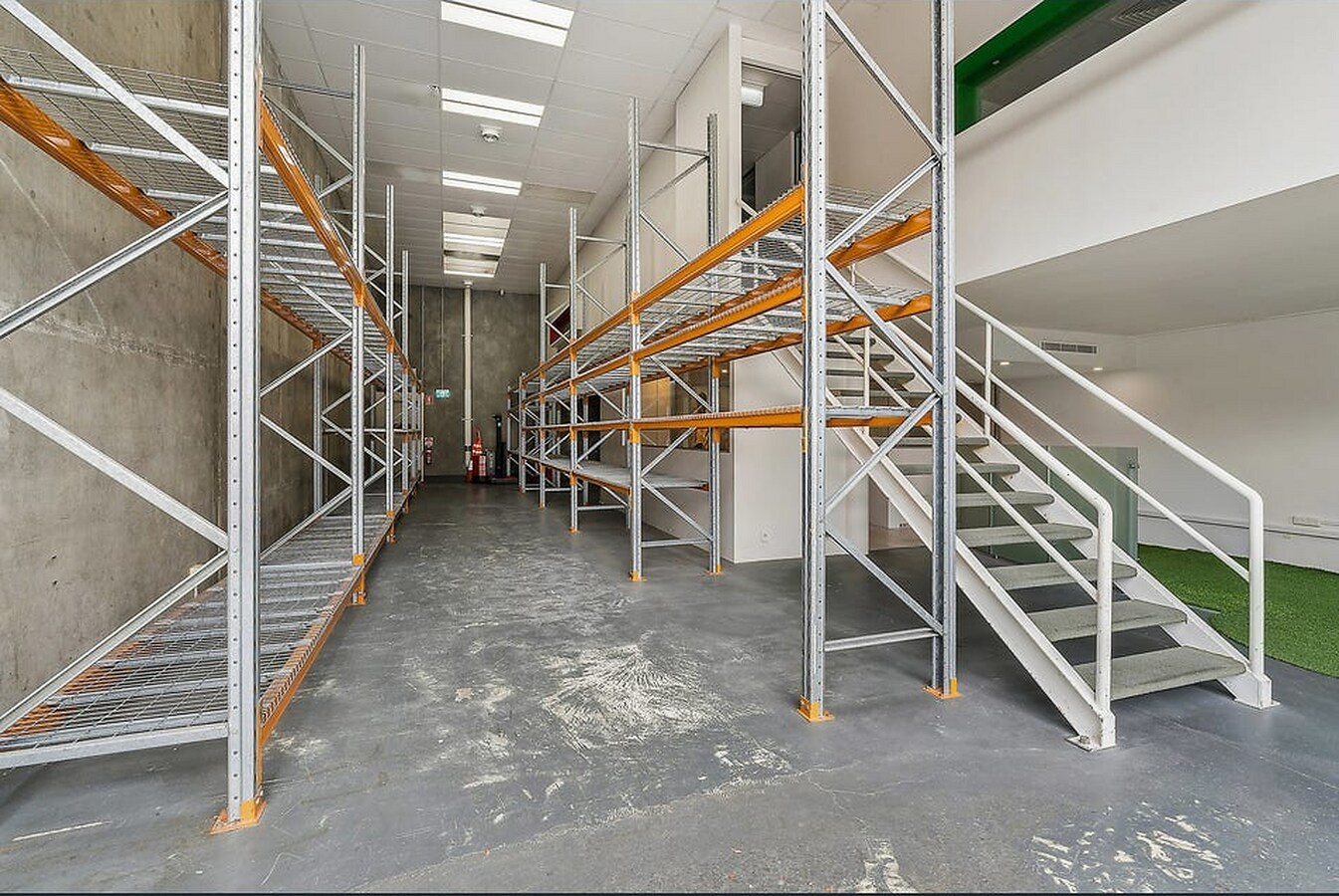 3 Vuko Pl, Warriewood, NSW 2102 - Unit 4 - - Interior Photo - Image 2 of 7