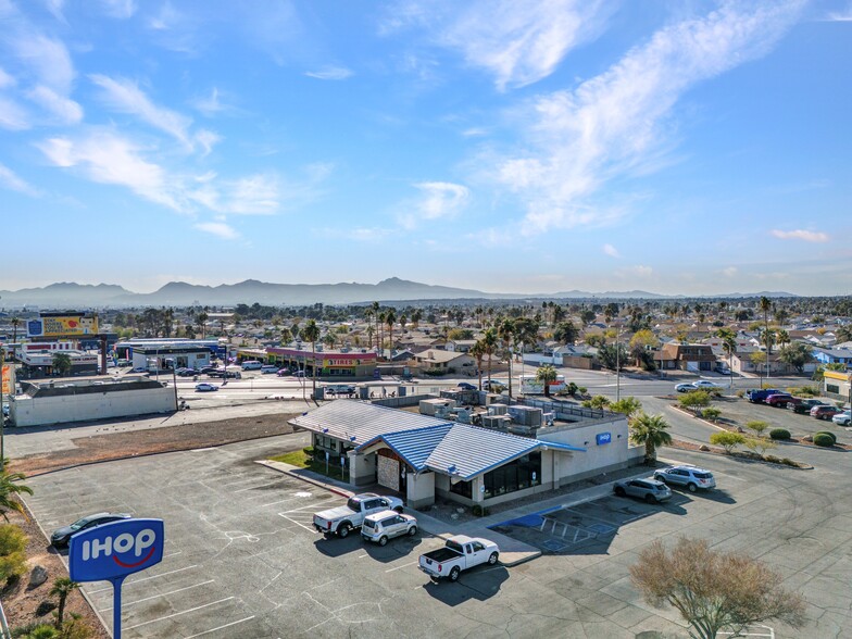 4860 Boulder Hwy, Las Vegas, NV for lease - Building Photo - Image 2 of 8