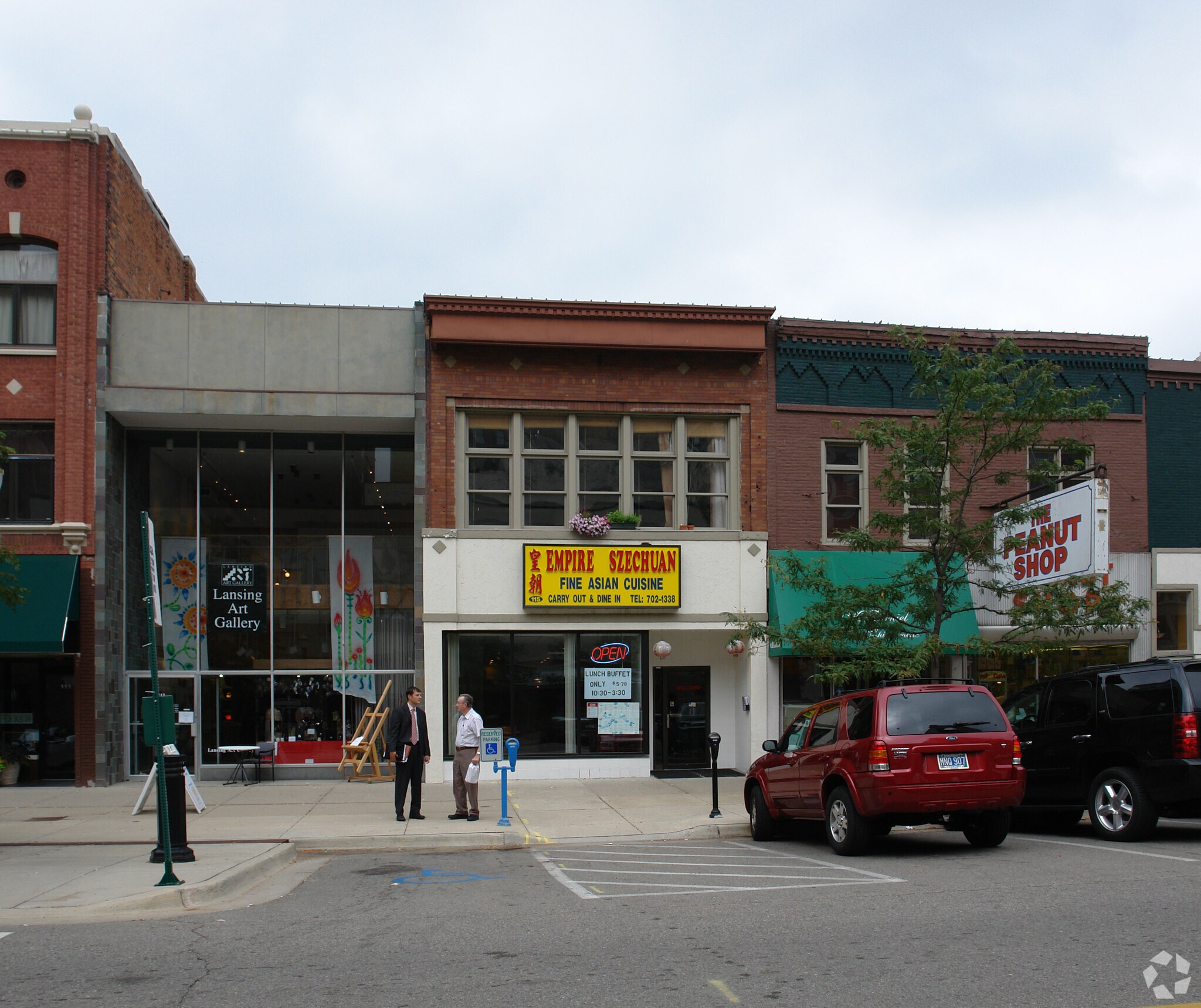 115-123 S Washington Sq, Lansing, MI for lease Primary Photo- Image 1 of 15