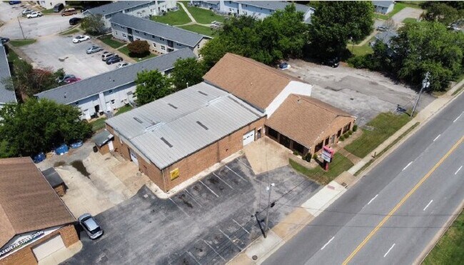 Plus de détails pour 1007 N King St, Hampton, VA - Industriel à louer