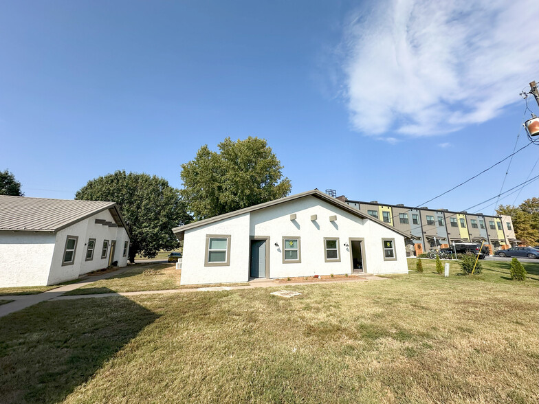 309 Park St, Springdale, AR à vendre - Photo principale - Image 1 de 9