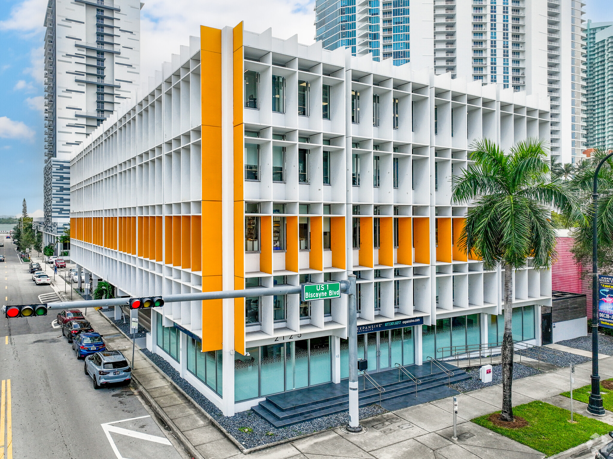 2125 Biscayne Blvd, Miami, FL for lease Primary Photo- Image 1 of 28