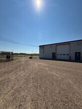 5501 55 St, Bonnyville, AB à louer Photo intérieure- Image 2 de 9