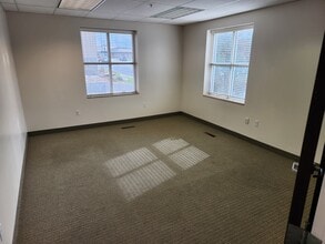 623 E 2100 S, Salt Lake City, UT à louer Photo intérieure- Image 2 de 3