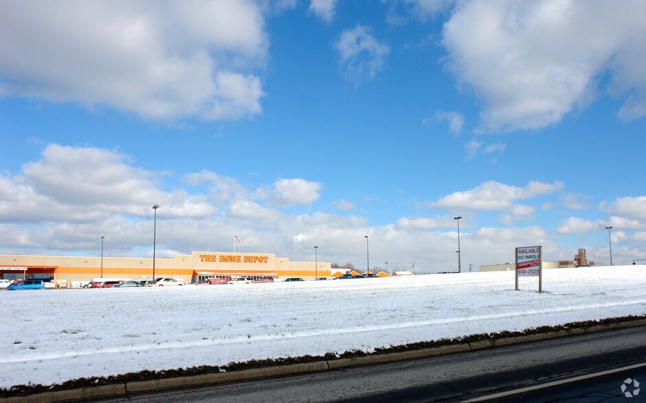 Mahoning Ave, Youngstown, OH à vendre - Photo du bâtiment - Image 2 de 2
