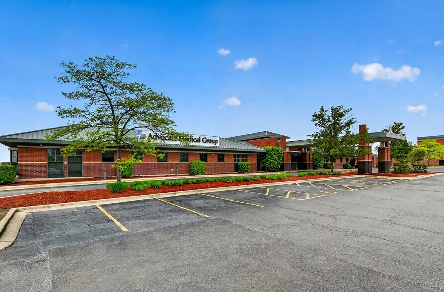 11600-11630 S Kedzie Ave, Merrionette Park, IL à louer - Photo du bâtiment - Image 2 de 13