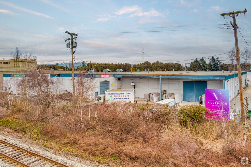 4691 Vanguard Rd, Richmond, BC à louer - Photo du bâtiment - Image 3 de 4