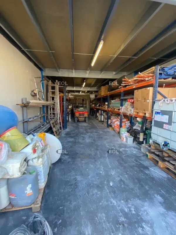 Flex in Gardanne for lease Building Photo- Image 1 of 6