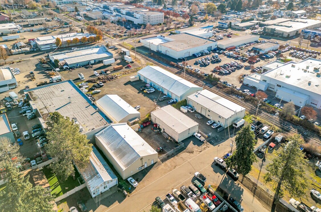 160 SW Freeman Ave, Hillsboro, OR à louer Aérien- Image 1 de 5