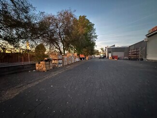 Plus de détails pour 18409 E Valley Blvd, City of Industry, CA - Industriel à louer