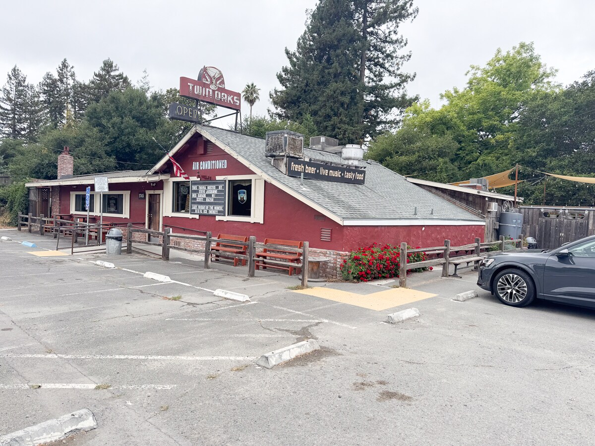 5745 Old Redwood Hwy, Penngrove, CA à vendre Photo du bâtiment- Image 1 de 1