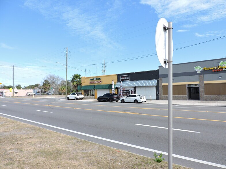 2504 Main St, Jacksonville, FL à vendre - Photo du bâtiment - Image 3 de 51
