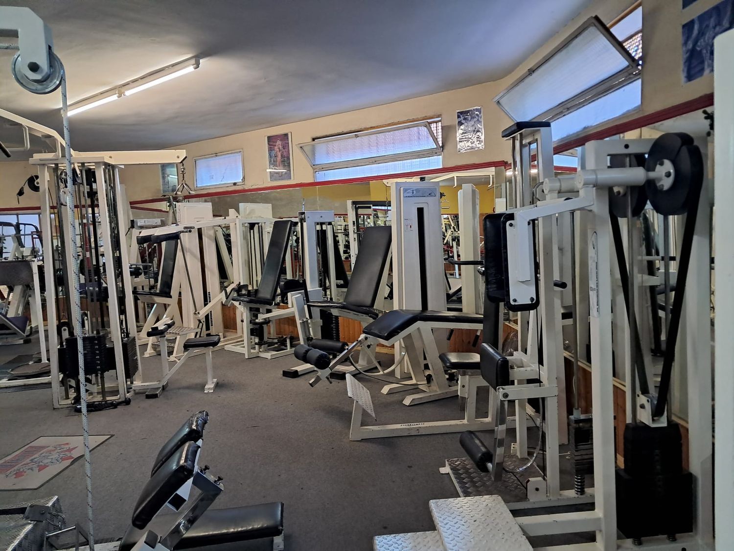 Retail in Madrid, Madrid for sale Interior Photo- Image 1 of 10