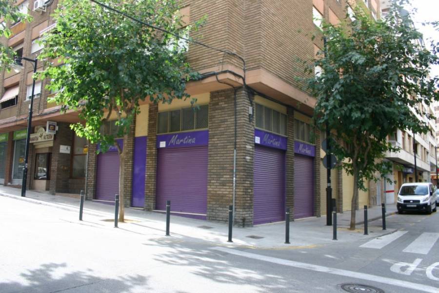 Commerce de détail dans Ontinyent, Valencia à vendre Photo du bâtiment- Image 1 de 2