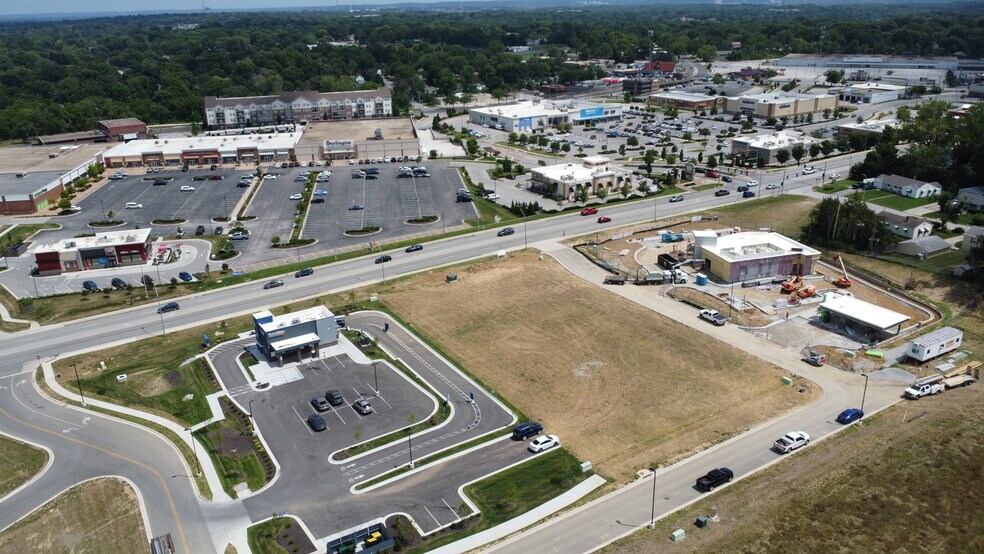 NE 53rd and Antioch Rd, Kansas City, MO à louer - Photo du bâtiment - Image 3 de 6