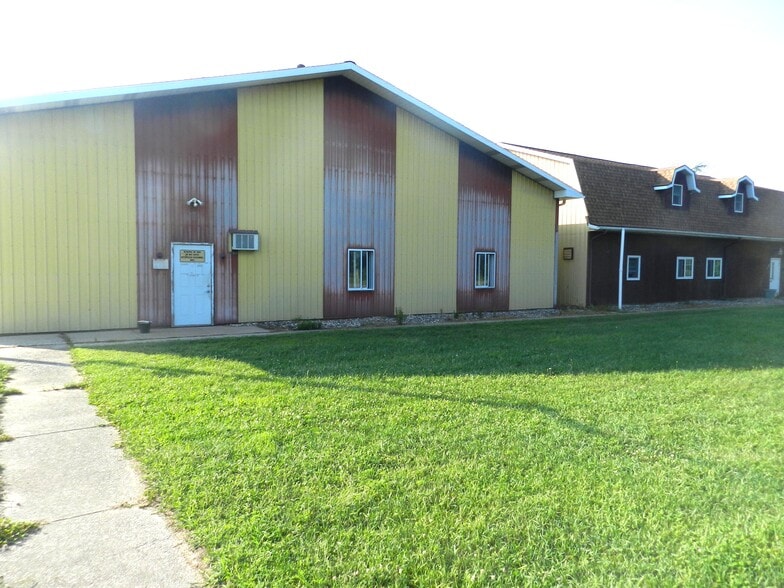 100 Industrial Park Rd, Bangor, MI for sale - Building Photo - Image 1 of 44
