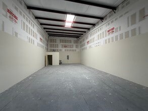 9224 130th Ave, Largo, FL for lease Interior Photo- Image 2 of 7