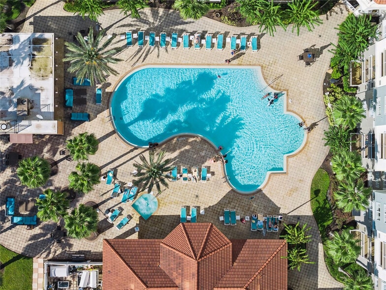 7389 Universal Blvd, Orlando, FL for sale - Building Photo - Image 2 of 13