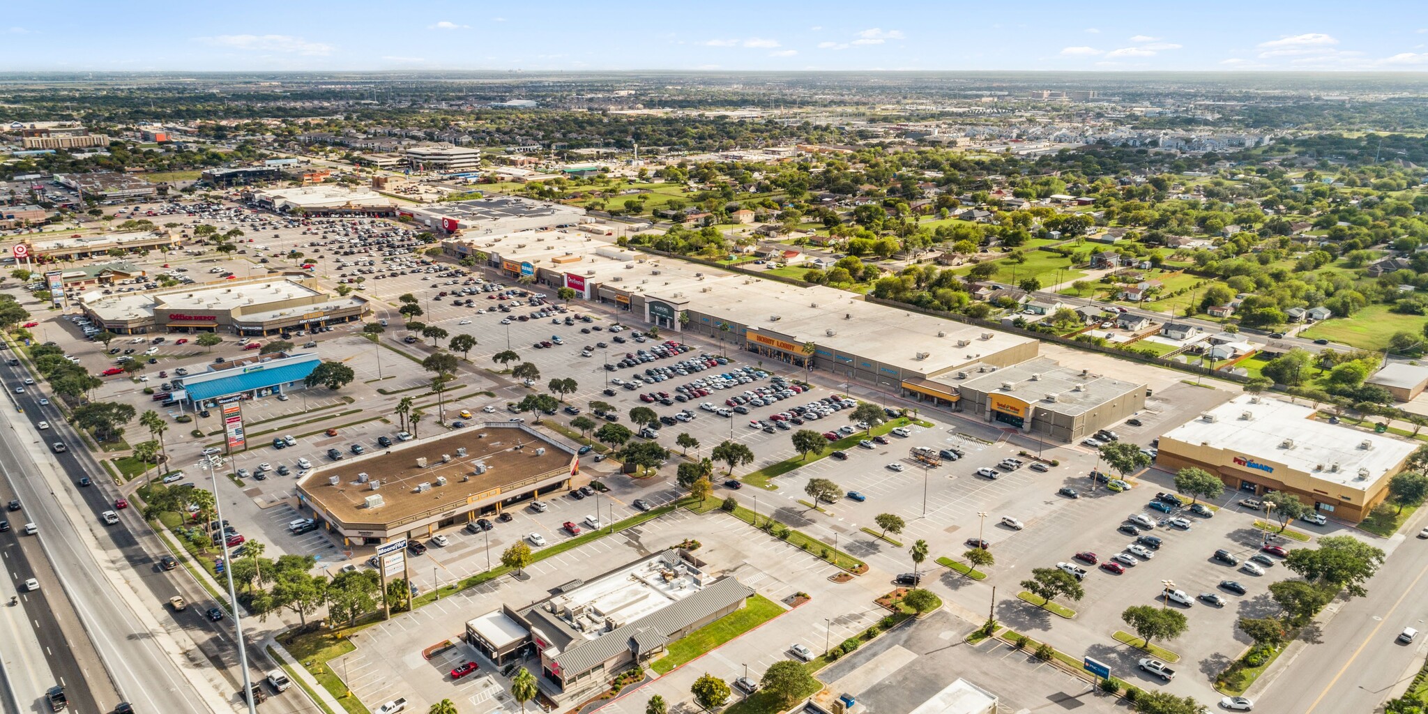 5317-5425 S Padre Island Dr, Corpus Christi, TX for lease Building Photo- Image 1 of 6