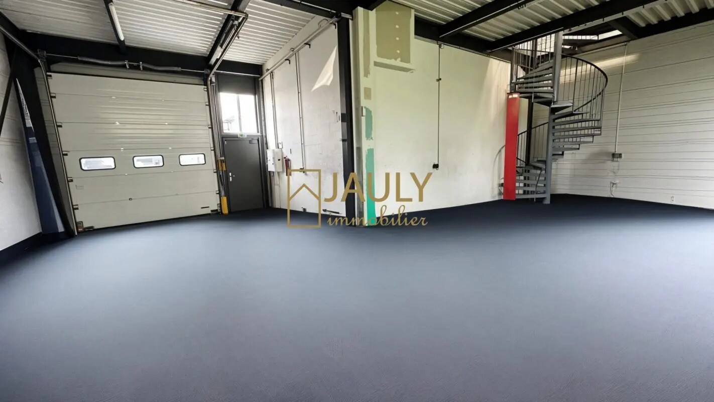 Flex in Mareuil-lès-Meaux for lease Building Photo- Image 1 of 12