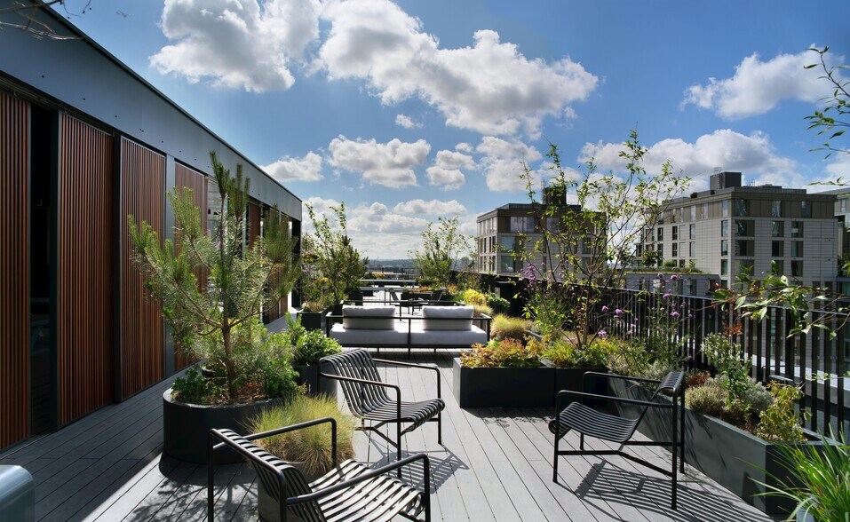 9 Prescot St, Londres à louer - Photo du bâtiment - Image 2 de 42