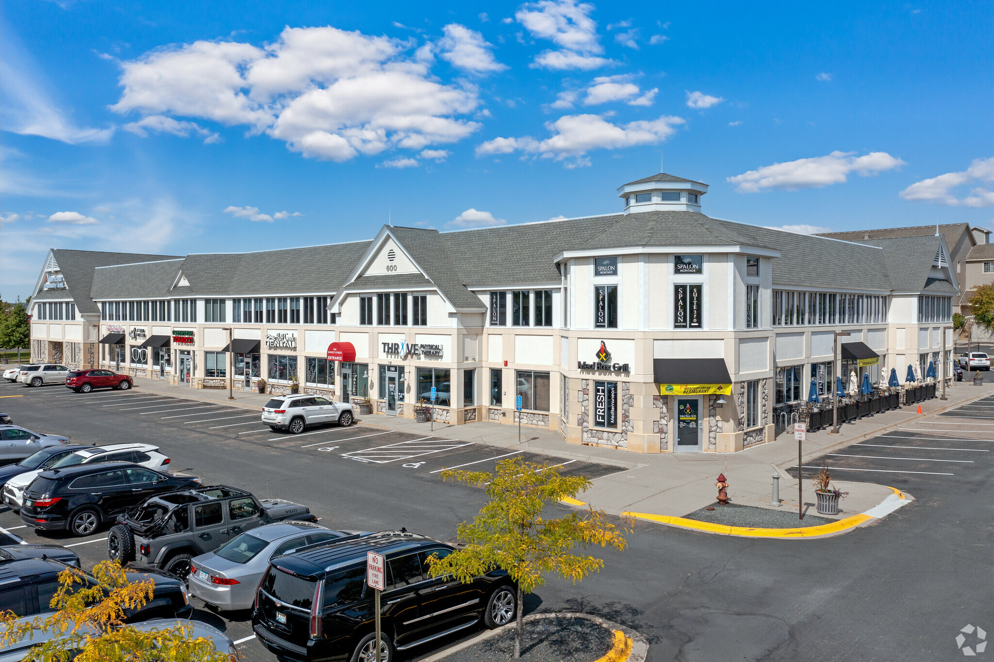 580-600 Market St, Chanhassen, MN à louer Photo du b timent- Image 1 de 8