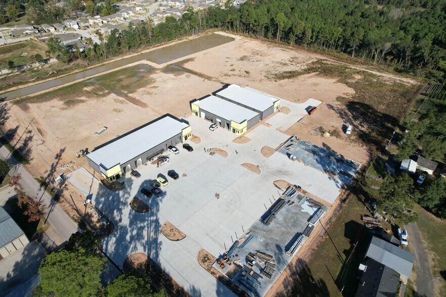 9200 Carraway Ln, Magnolia, TX à louer - Photo du bâtiment - Image 1 de 10