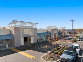 501 NW Barry Rd, Kansas City, MO for lease Building Photo- Image 2 of 6