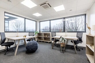 6 Rue Blaise Pascal, Élancourt à louer Photo intérieure- Image 1 de 13