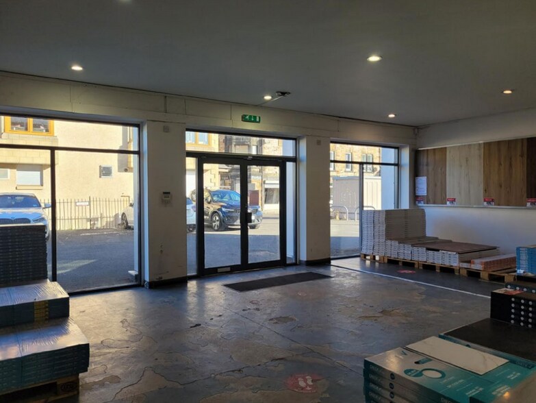 11 Dundee Ct, Falkirk for lease - Interior Photo - Image 3 of 4