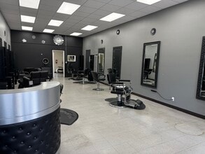 814-872 N Ventura Rd, Port Hueneme, CA for lease Building Photo- Image 2 of 4