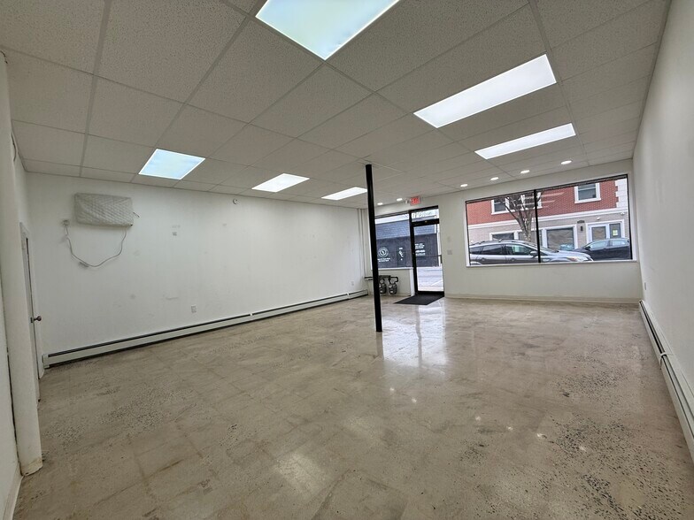 179 Main St, Ridgefield Park, NJ à louer - Photo du bâtiment - Image 3 de 5
