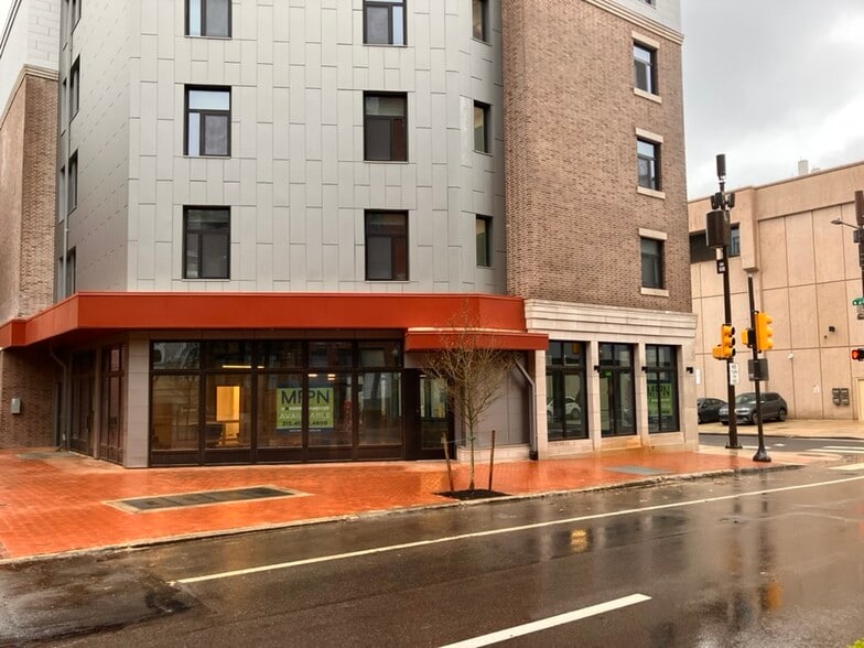 4th & Race St, Philadelphia, PA à louer - Photo du bâtiment - Image 2 de 4