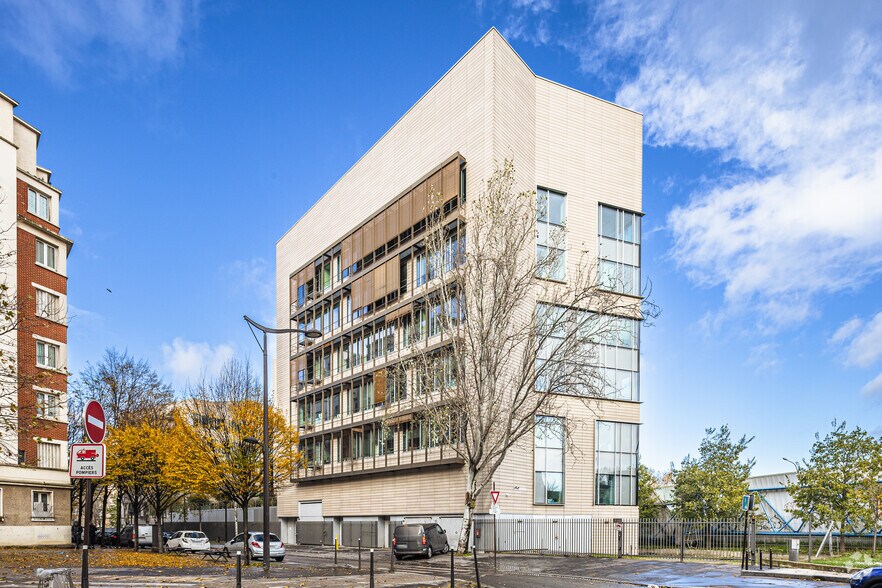 8-28 Boulevard D'Indochine, Paris à louer - Photo du bâtiment - Image 3 de 5