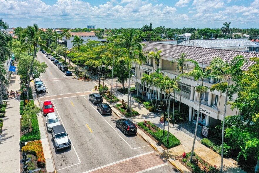 400 5th Ave S, Naples, FL for sale - Building Photo - Image 2 of 14