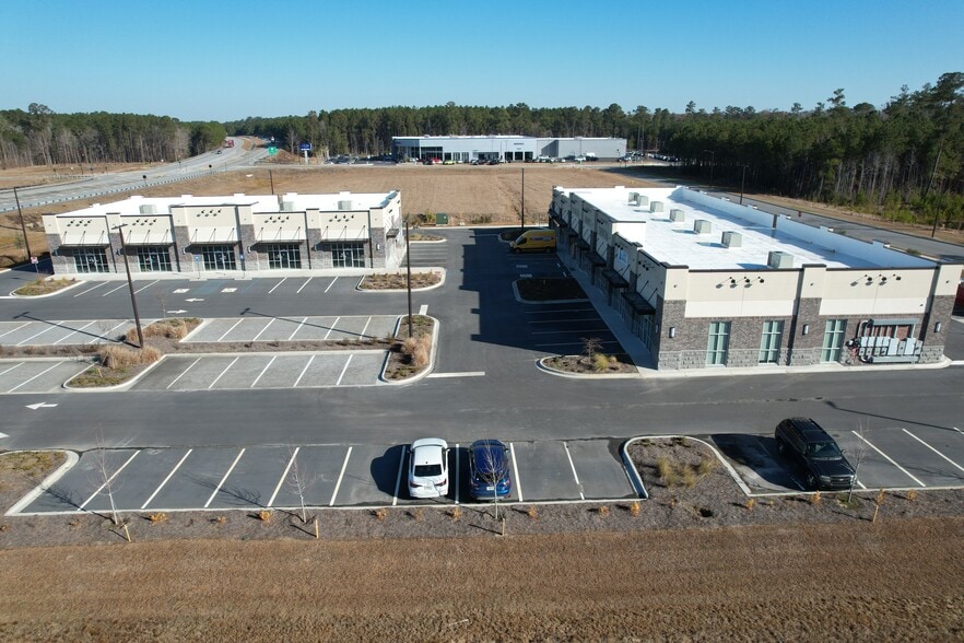 101 E Marketplace Way, Pooler, GA à louer - Photo du bâtiment - Image 3 de 6