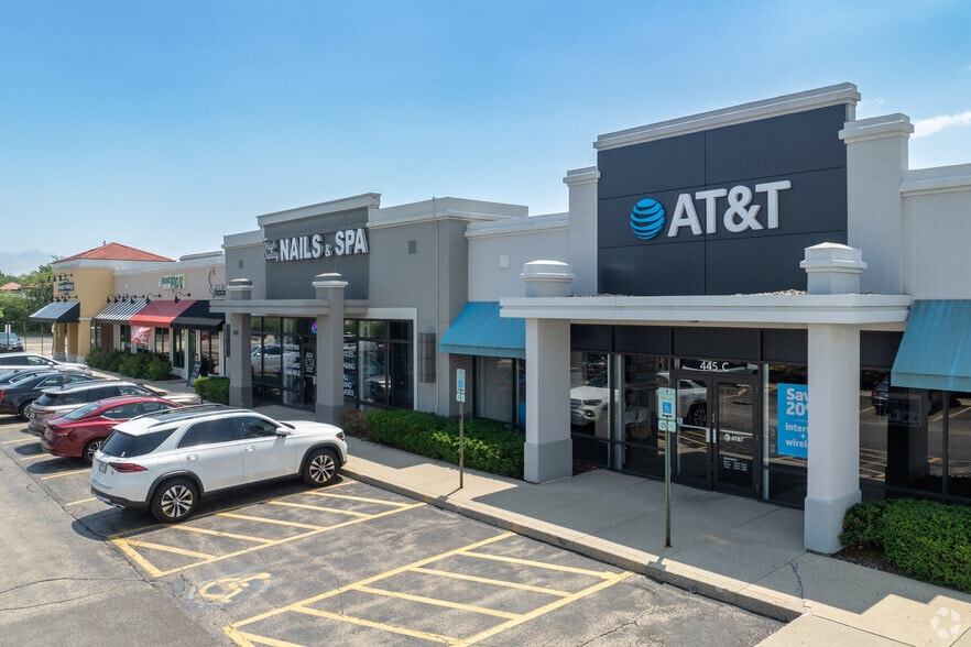 445-567 E Townline Rd, Vernon Hills, IL for lease - Primary Photo - Image 1 of 6