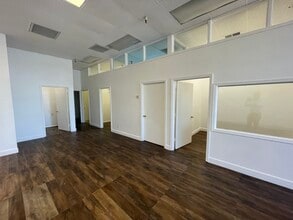 437 S Gilbert Rd, Mesa, AZ for lease Building Photo- Image 2 of 4