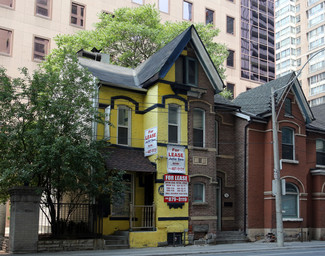 Plus de détails pour 76-78 Gerrard St W, Toronto, ON - Vente au détail à vendre