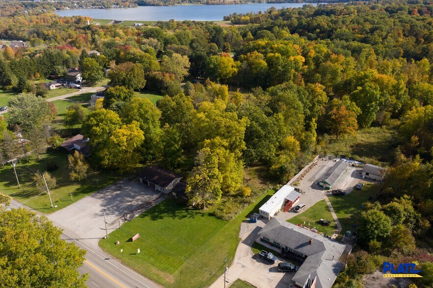 1195 E Western Reserve Rd, Poland, OH à vendre - Photo principale - Image 2 de 9