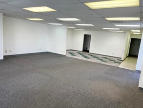 10121 Imperial Ave, Cupertino, CA for lease Interior Photo- Image 2 of 4