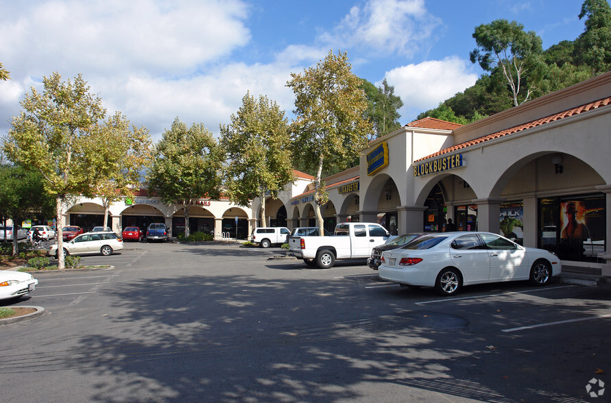 11420 N Ventura Ave, Ojai, CA for sale - Primary Photo - Image 1 of 1