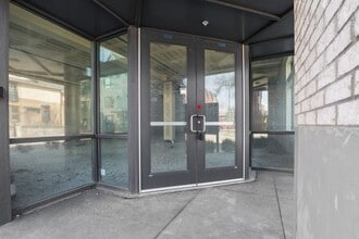 1117 Oak St, Columbus, OH for lease Building Photo- Image 1 of 5