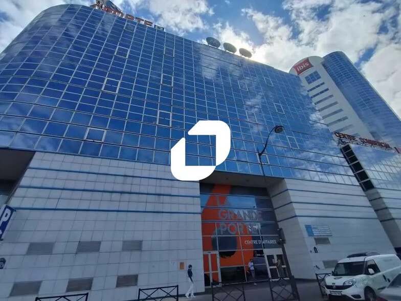 6 Avenue Du Professeur André Lemierre, Paris à louer - Photo du bâtiment - Image 2 de 12