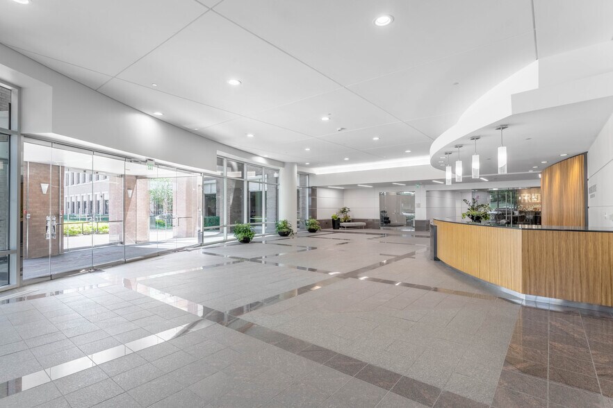 19111 N Dallas Pky, Dallas, TX for lease - Building Photo - Image 3 of 9