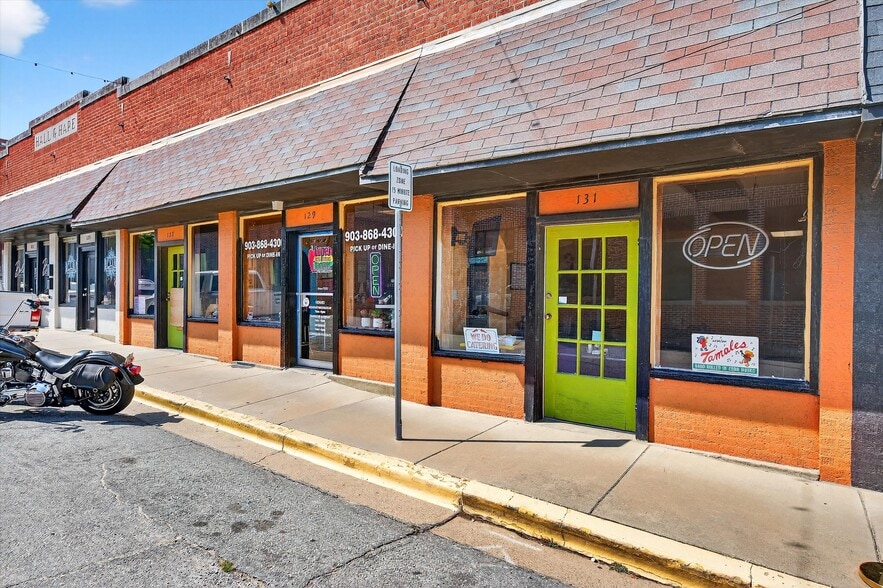 129 E Wall St, Sherman, TX for sale - Building Photo - Image 3 of 23