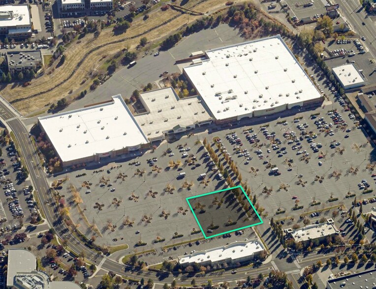 6865 Sierra Center Pky, Reno, NV à vendre - Photo du bâtiment - Image 2 de 2