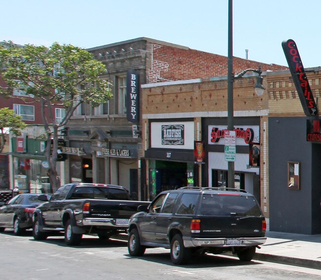 More details for 337-339 W 6th St, San Pedro, CA - Retail for Sale