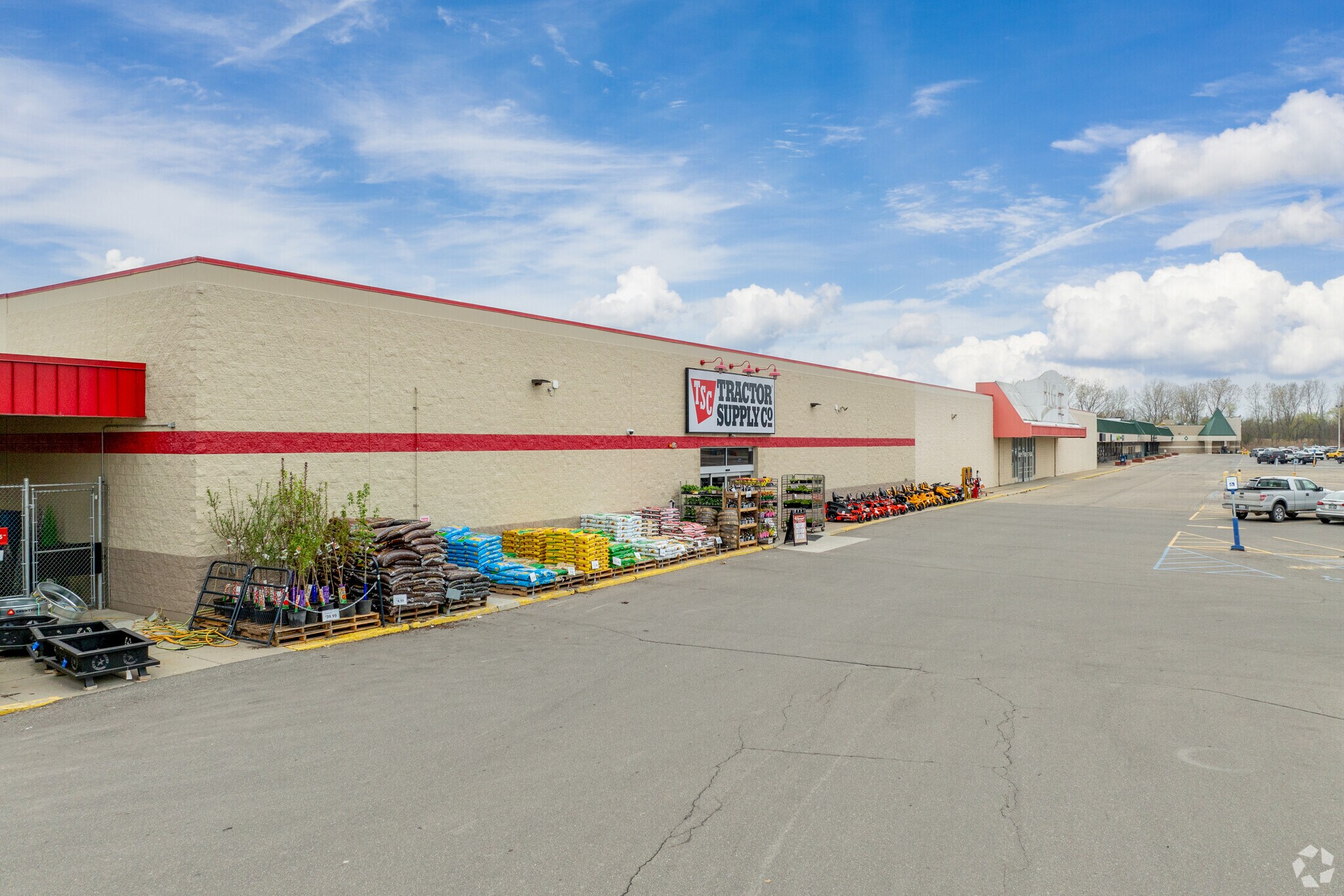 6730-6764 S River Rd, Marine City, MI for lease Primary Photo- Image 1 of 9